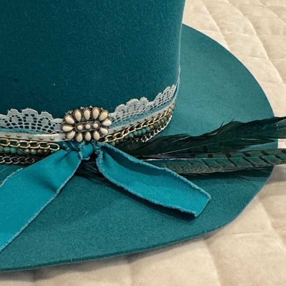 Olive & pique custom Hat with Feather and jewelry accents - Picture 2 of 4